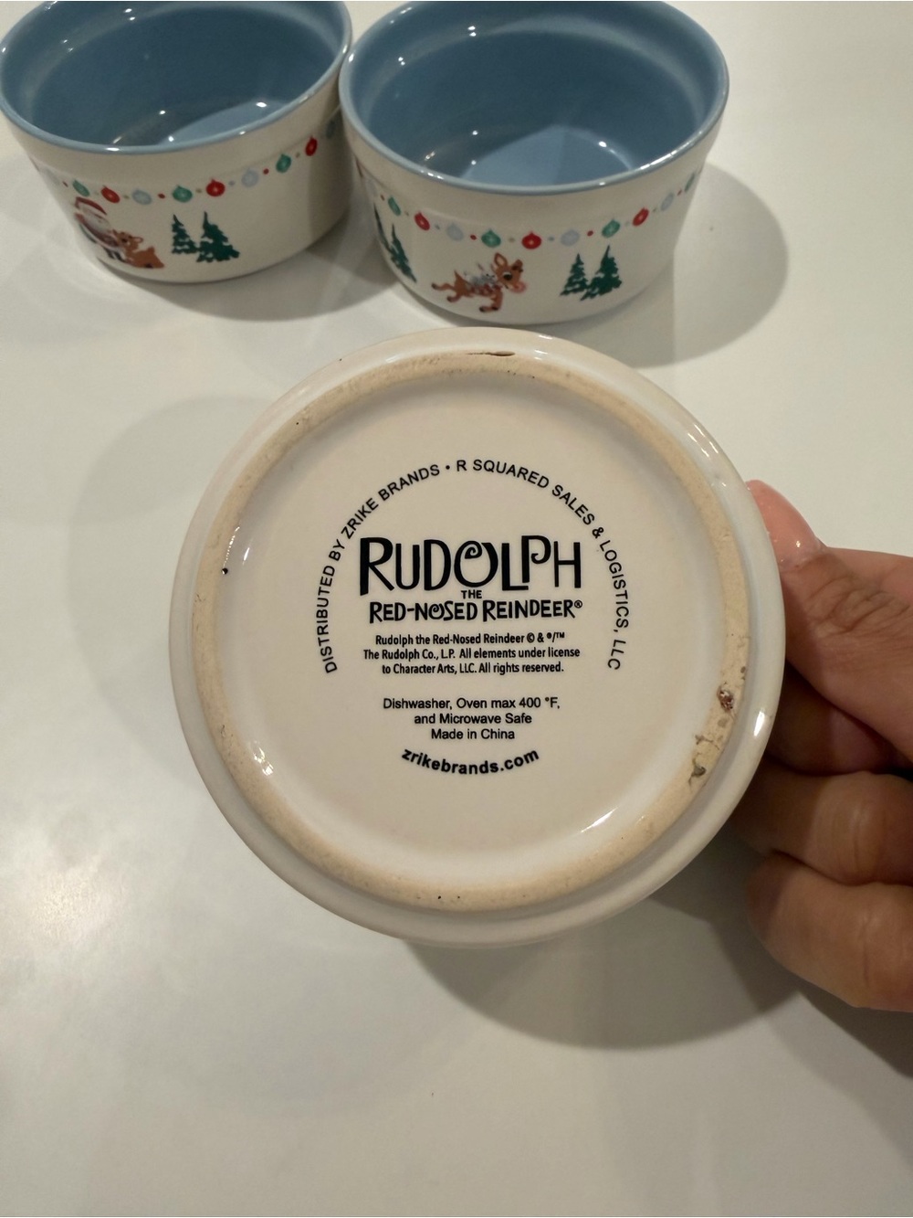 Set of 3 Festive Reindeer Ceramic Bowls - Light Blue Interior Christmas - Picture 3 of 5